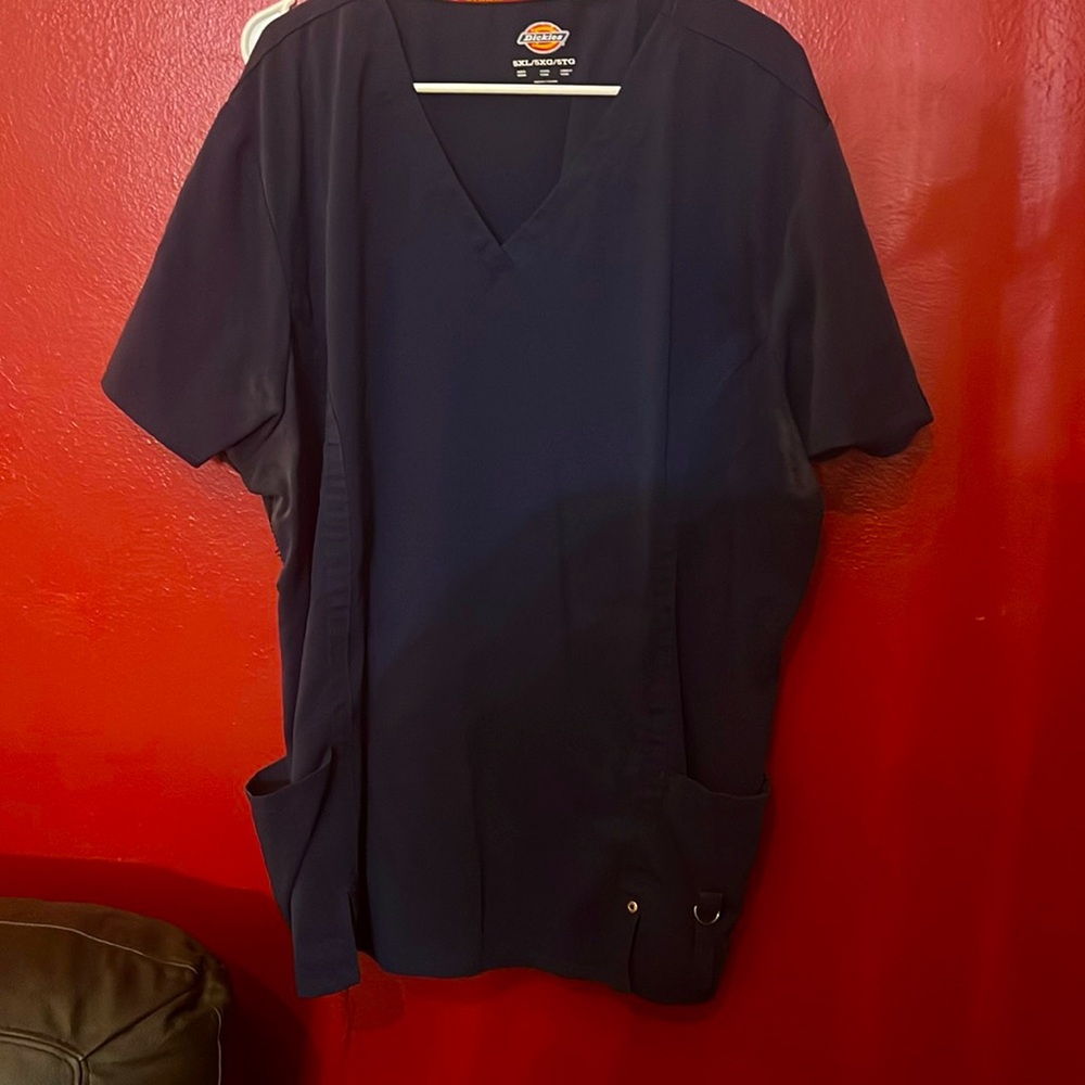 Dickies 5x navy scrub top